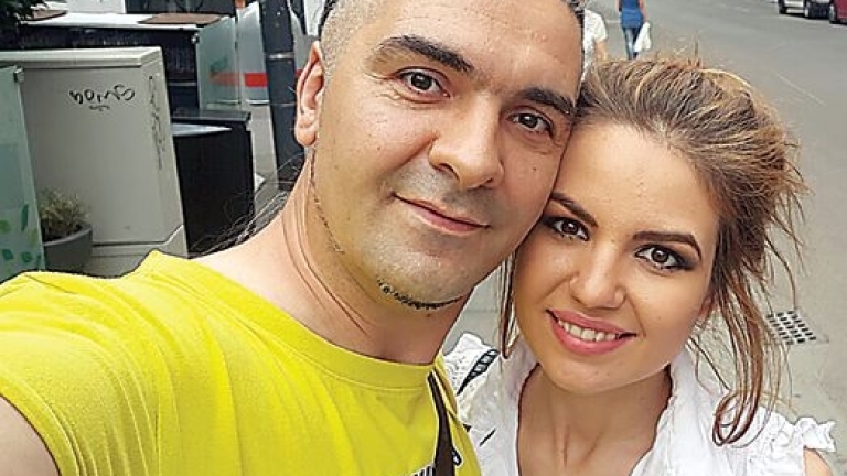 Невена Цонева трогна мъжа си с любовни снимки