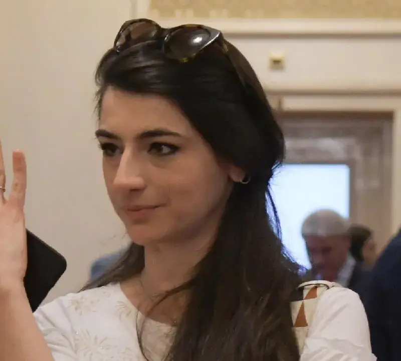 От първа ръка: Лена не е разваляла годежа с Мирослав, обичат се повече от всякога!