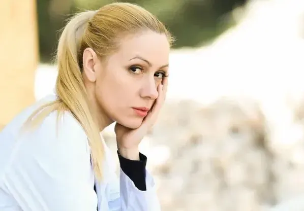 Откраднаха профила на Деси Бакърджиева