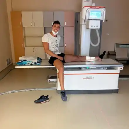 Поредната контузия: Филип Буков се претрепа нелепо (Снимки)