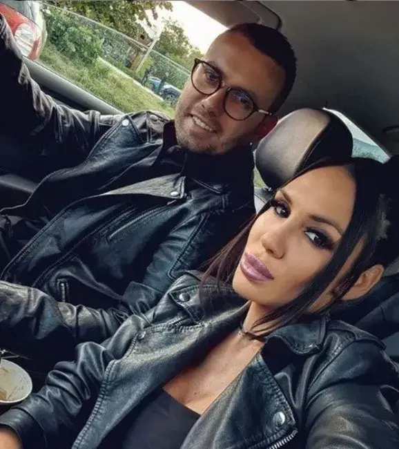 Прощъпалник край морето: Синът на Лорена хвана парите