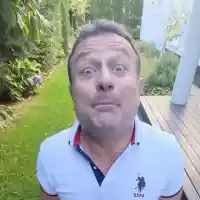 Рачков взима  200 бона  на месец