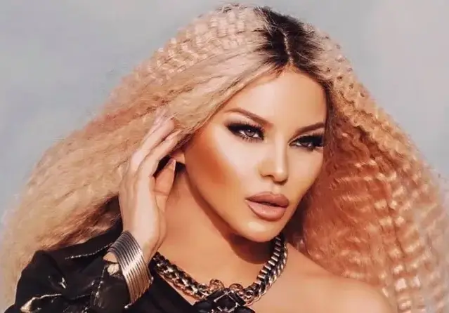 След раздялата се хвана за духовното! Десислава учи медитация