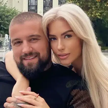 Тита би шута на ММА боеца, задушавал я с ревността си