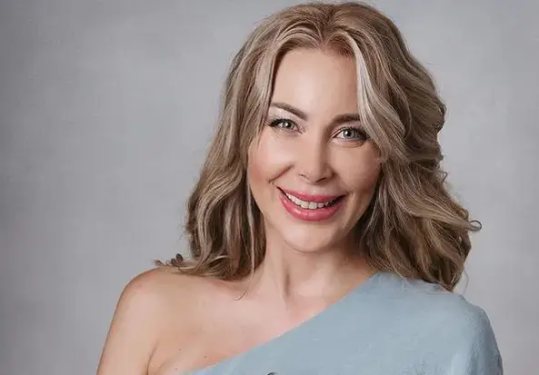 Тоца мъкне новороденото по фотосесии (Снимки)