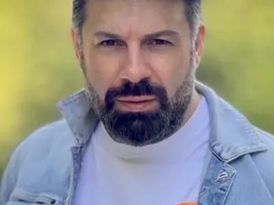 Тони Стораро: Останах без глас, но Бог ми го върна след операция