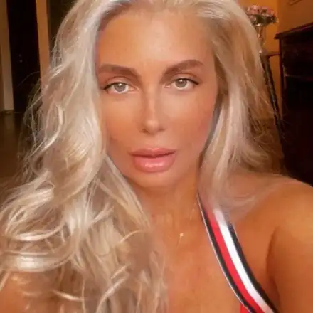 Венета Райкова нещастно влюбена в мъж Водолей: Мисля си за един, лягам си с други