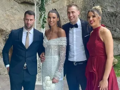 Волейболната ни капитанка на меден месец в Черна гора