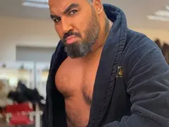 Азис хапва любимото си шкембе