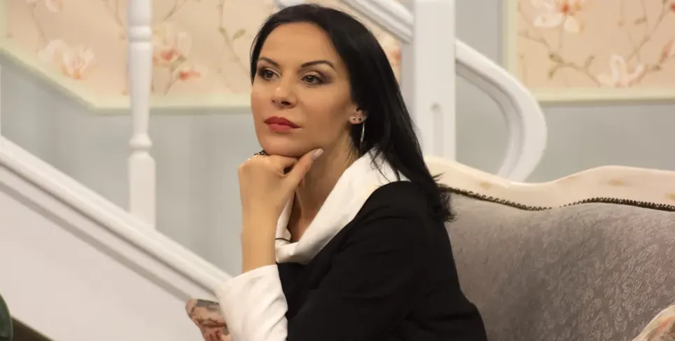 Гери Стоянова маха бръчки