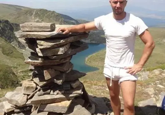 Хекимян се завръща, но в интернет