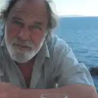 Язва уби Досьо Досев (Актьорът бохем издъхна щастлив край морето на 88 години)