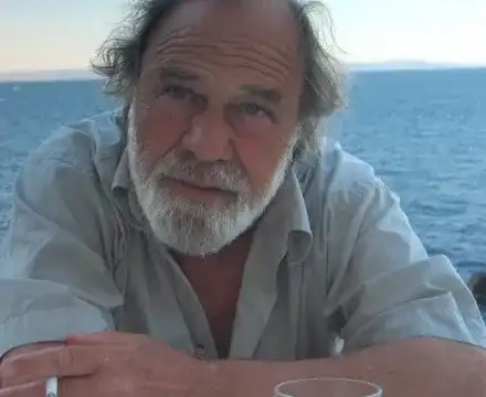 Язва уби Досьо Досев (Актьорът бохем издъхна щастлив край морето на 88 години)