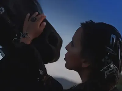 Кон вдъхновил Тони за новата й песен