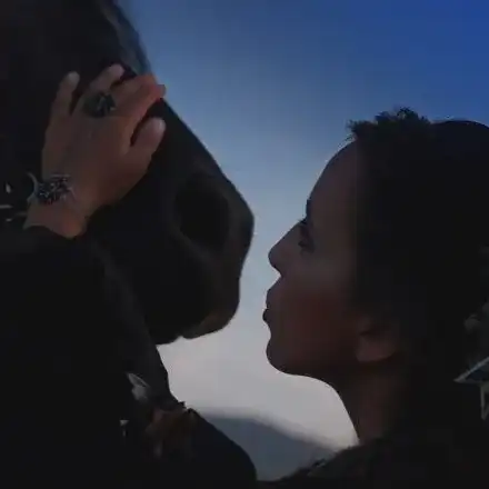 Кон вдъхновил Тони за новата й песен