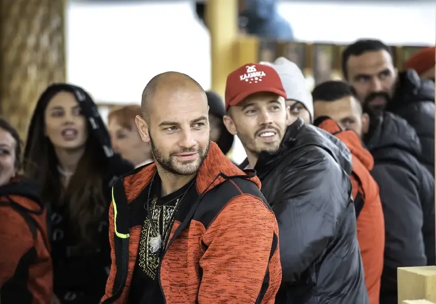 Край на мира във „Фермата“: Гръмовен скандал разтресе ефира