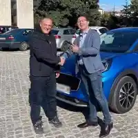 Краси Радков дари колата от „Капките“