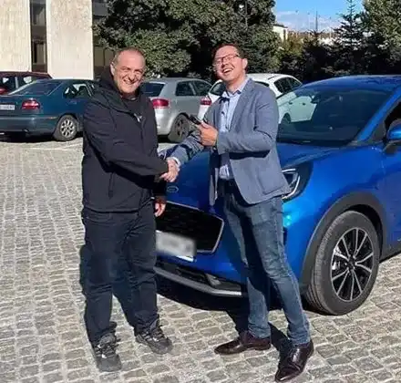 Краси Радков дари колата от „Капките“