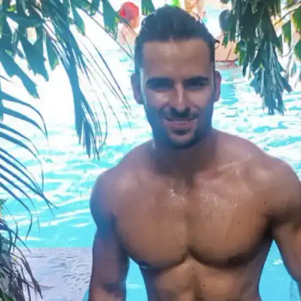 Мистър София награби Ирина Шейк, щракна се с Джорджо Армани (Снимки)