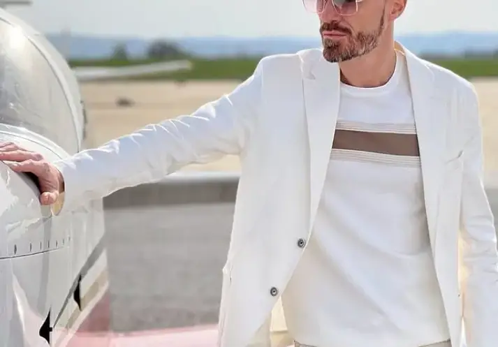 Ники Илиев радва безплатно баби на село (Снимка)