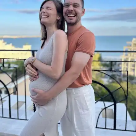 Нора Шопова чака бебе