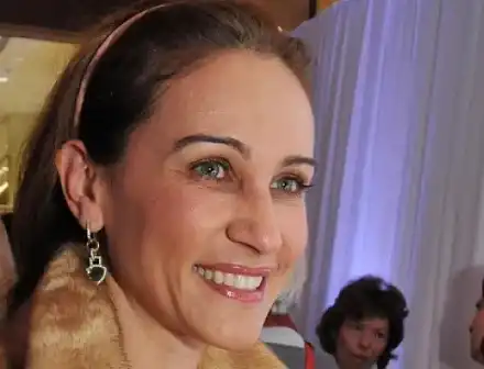 Радост Драганова окраде Гала