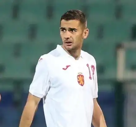 Радост в лагера на „червените“: Ивайло Чочев чака бебе