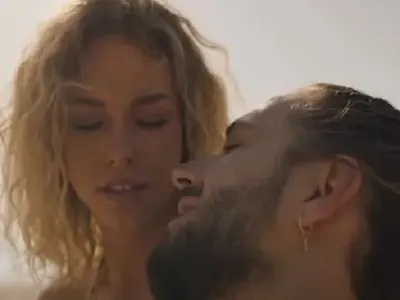 Романтик! Папи Ханс заля гаджето с любовни излияния