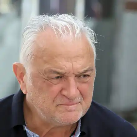 Сашо Диков след операцията: Имам  25-сантиметров белег от сърцето до гърлото