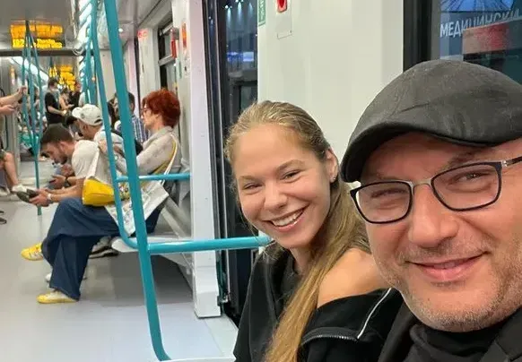 Шеф Манчев рекламира метрото