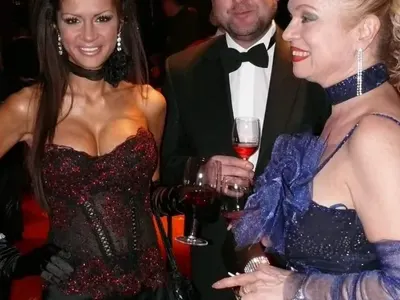 Щерката на Искра Радева с нови бомби (Фото)