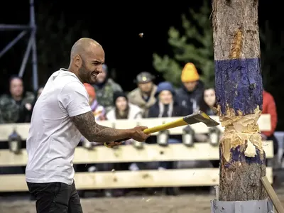 Свирепа битка даде първа мъжка жертва във „Фермата“