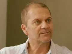 Тежка болест връща Баненкин у нас