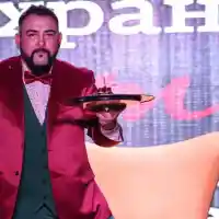 Устата влиза в затвора