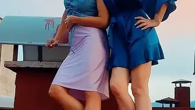 Ваня Щерева слуша Руши с дъщеря си