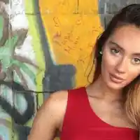 Заплетени истории! Монна спука гума