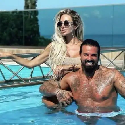 Златка бясна, ще съди Благо: Издръжката на децата, частното училище на дъщеря му, кредитите и заемите му ги плащах аз!