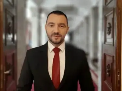 Безценен кадър: Би Ти Ви даде лимузина и шофьор на Хекимян