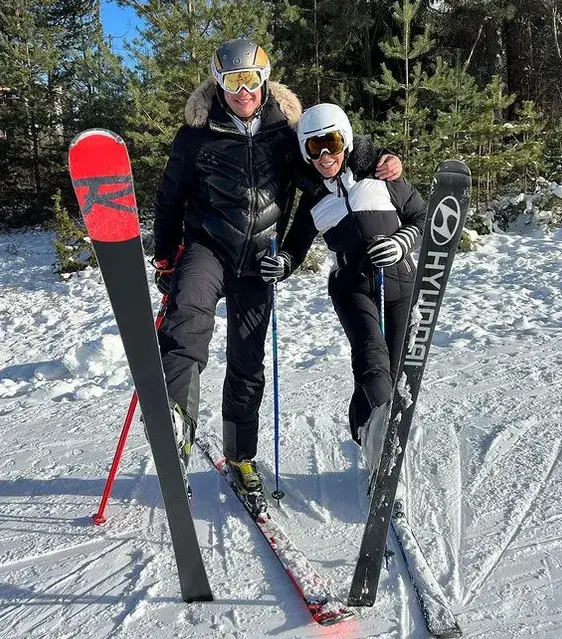 Анелия на ски с любимия