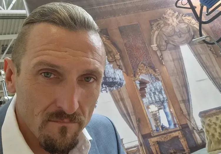 Бащата на Димо Алексиев издъхнал след тежко боледуване, ограбен от собствената си сестра