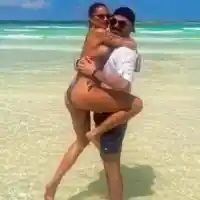 Дара в Занзибар с гаджето