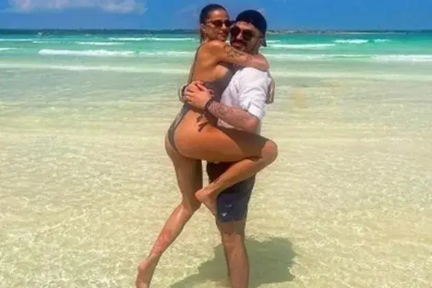 Дара в Занзибар с гаджето