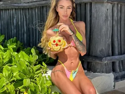 Деси Фотосесията се фръцка на топло