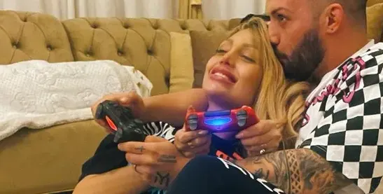 Джулиана Гани  се омъжи тайно за трети път