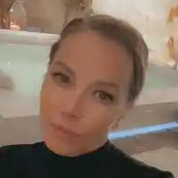 Емилия спря цигарите