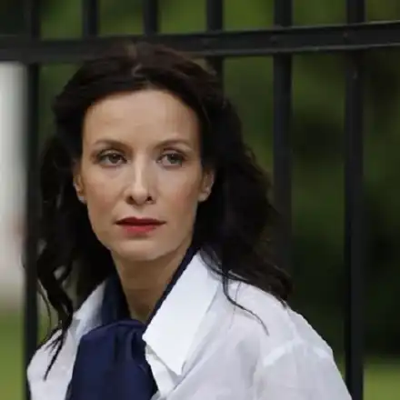 Гадже наркоман прострелва Яна Маринова в крака