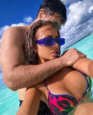 Гери-Никол с тайно гадже (Снимки)