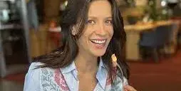 Яна Маринова влиза в „Като две капки вода“