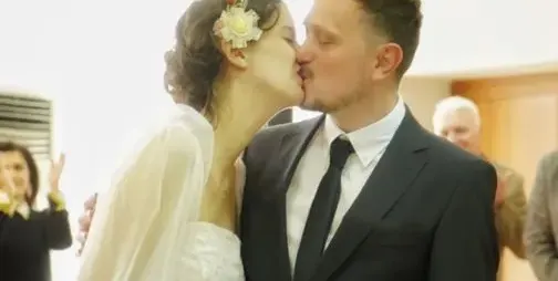 Китаристът Миро Иванов чака бебе от Мария Коцева – Мума