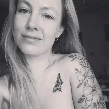 Линда Петкова с нова татуировка за Св. Валентин